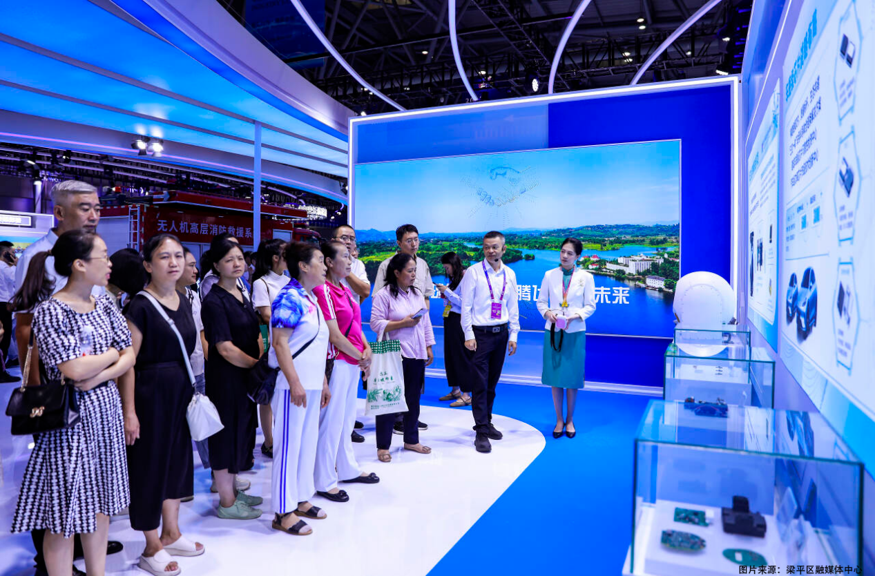 智博收官：平偉實業(yè)硬核展品引爆全場，解鎖產業(yè)融合新范式